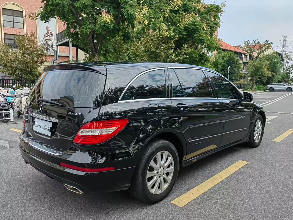 Mercedes-Benz R-class