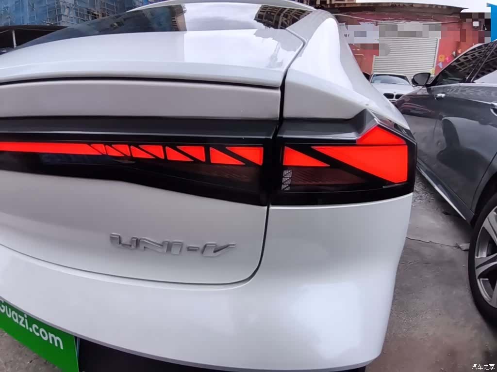 Changan UNI-V, 2023 8