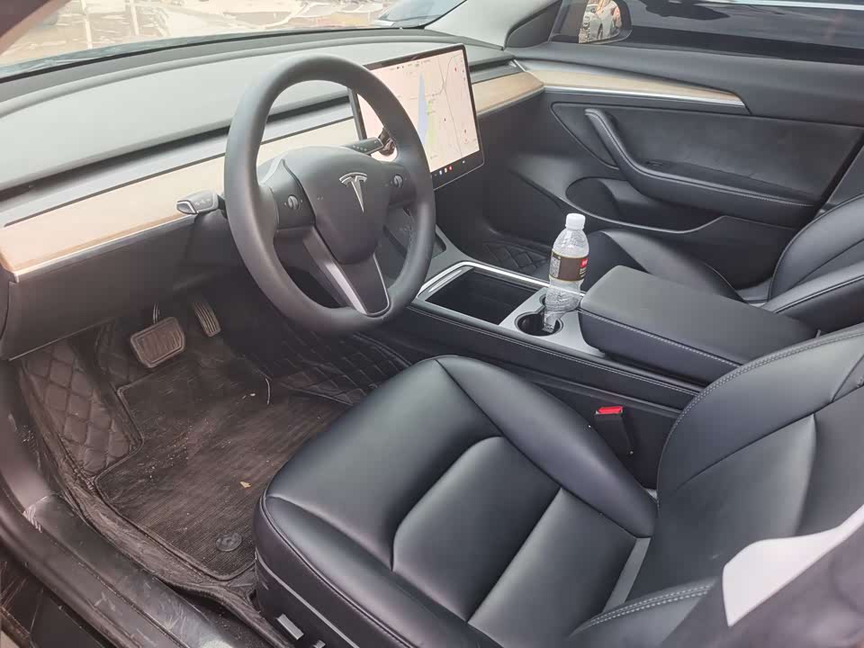 Tesla Model 3 Tesla Model 3