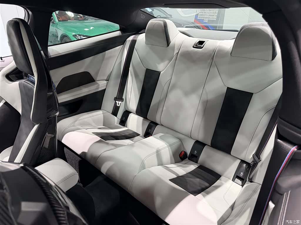 BMW M4, 2026 11