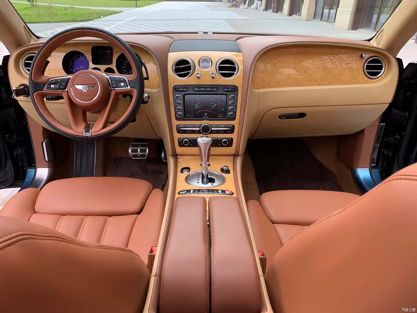 Bentley Flying Spur, 2008 все фото