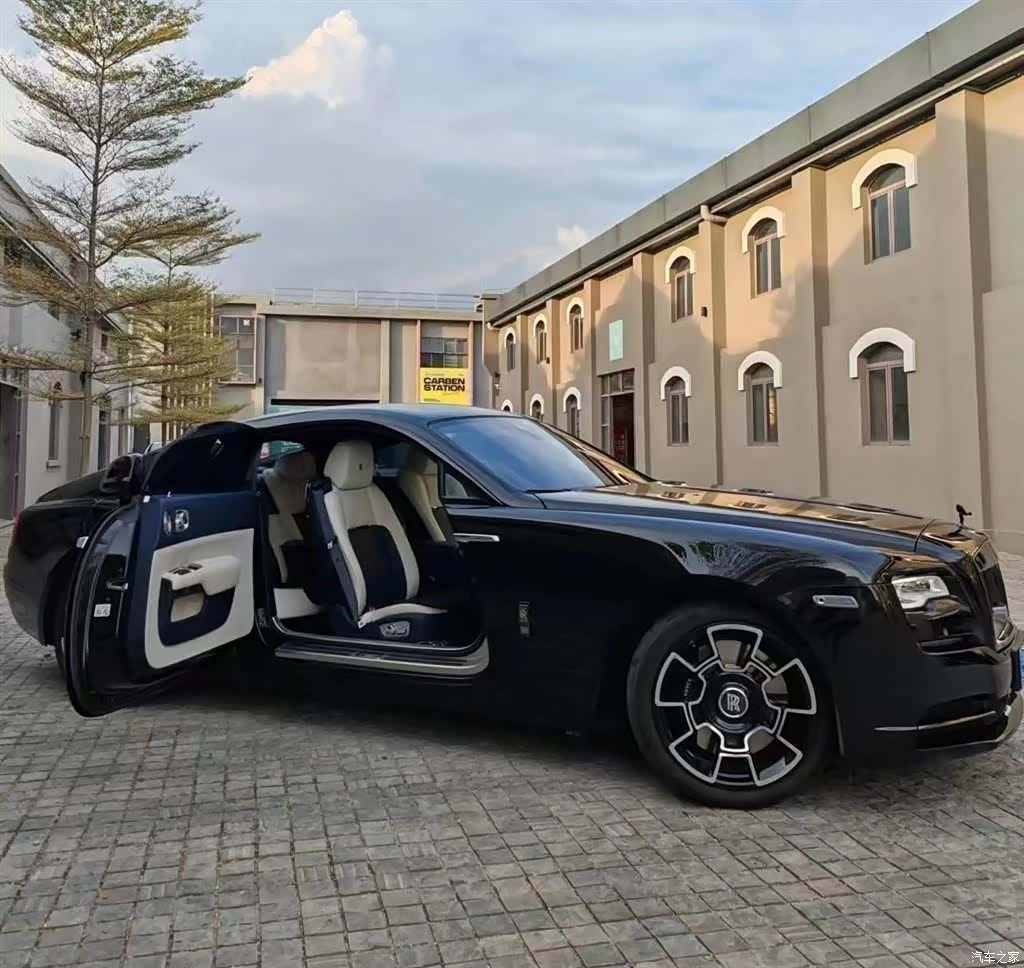 Rolls-Royce Wraith, 2021 6