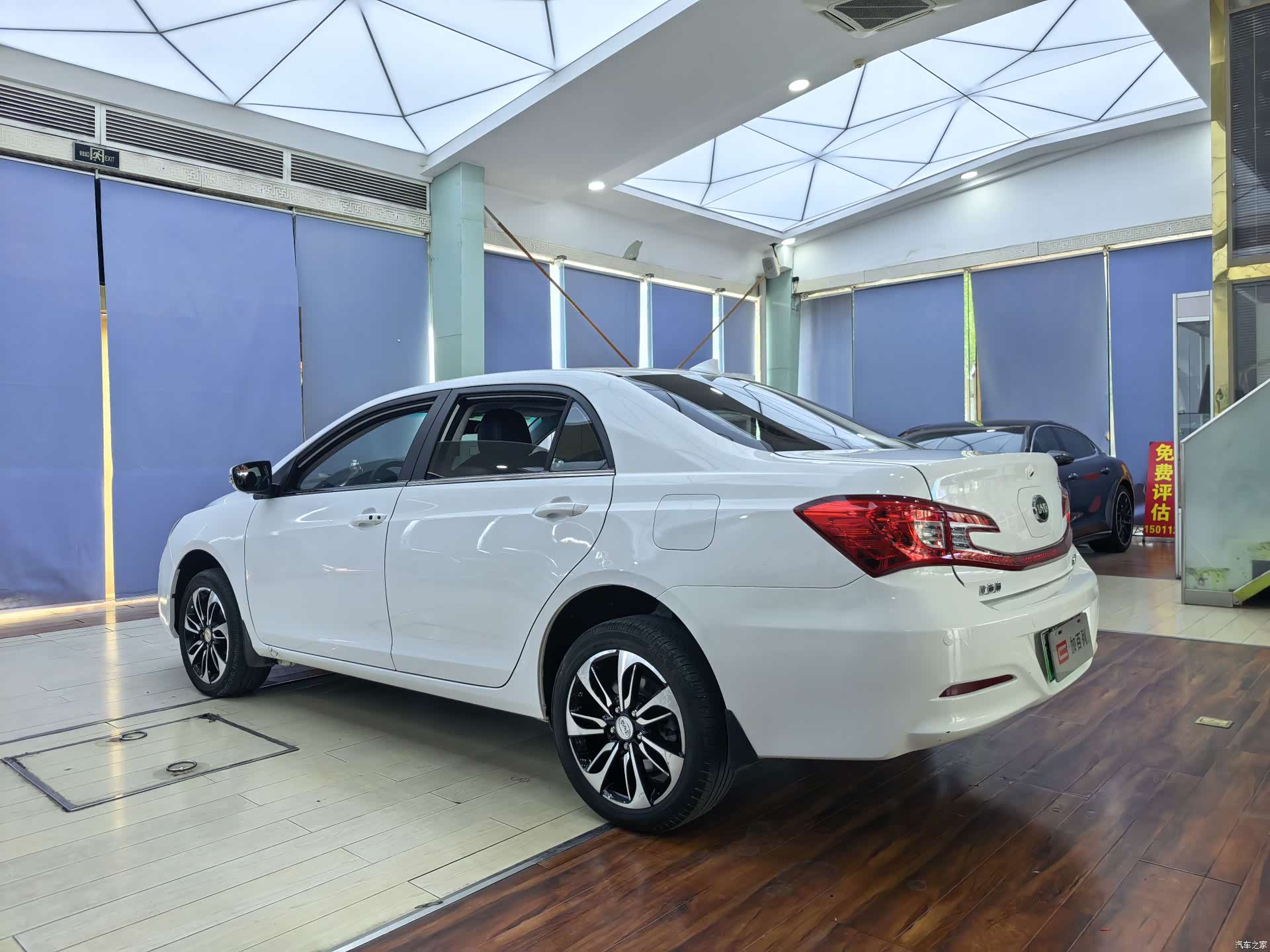 BYD Qin, 2016 15