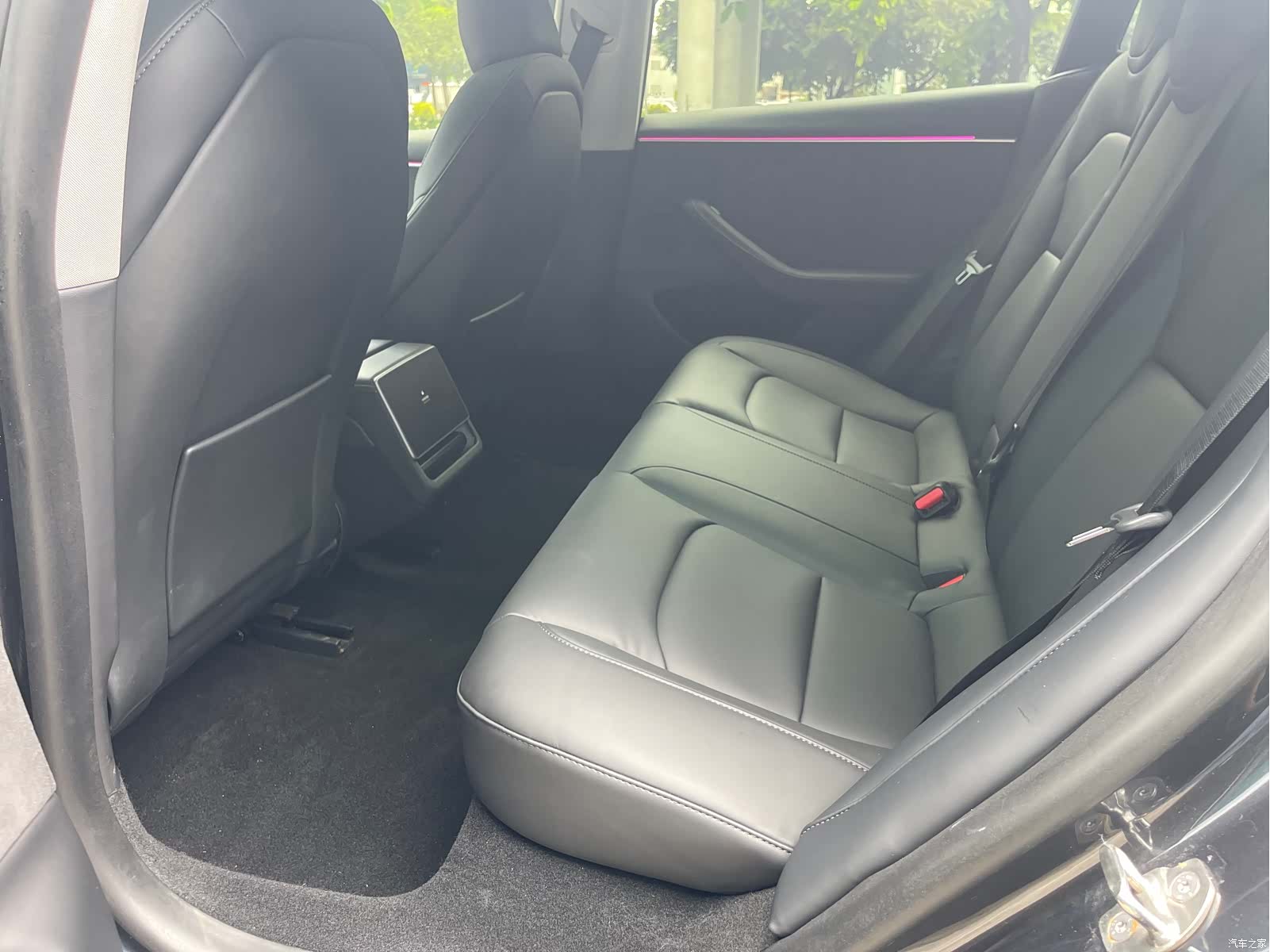 Tesla Model 3, 2024 9