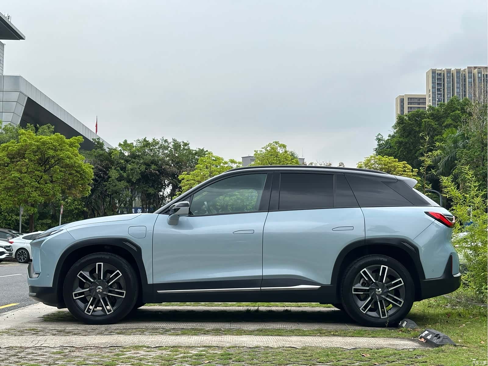 NIO ES6, 2020 8