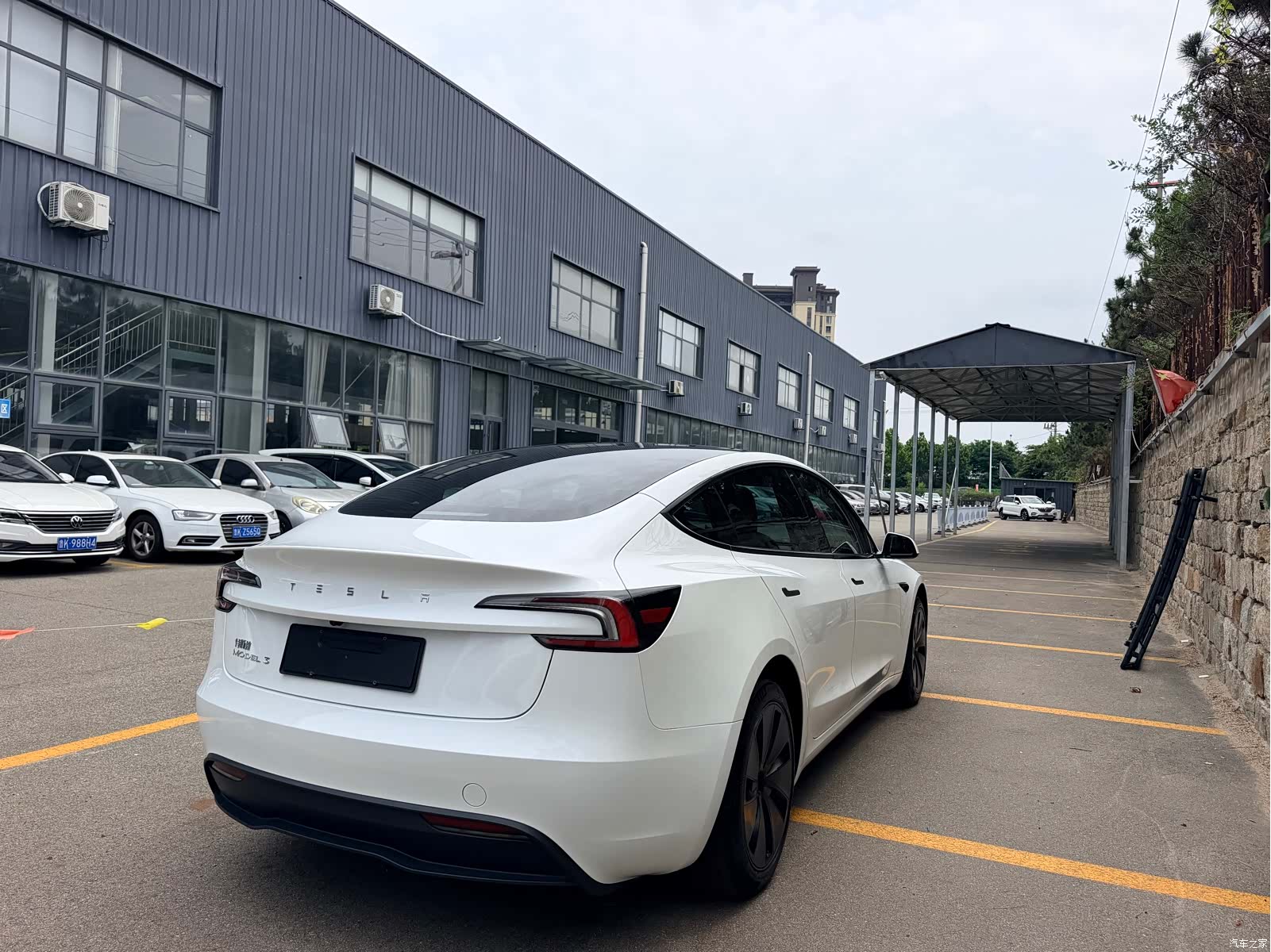 Tesla Model 3, 2024 9