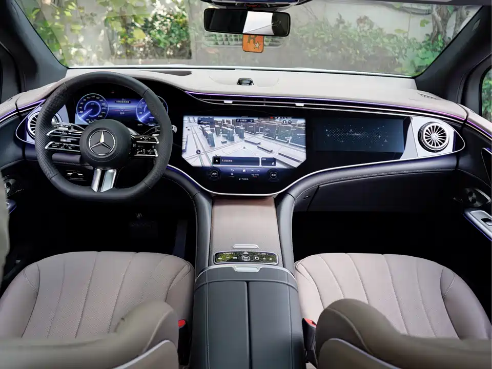 Mercedes-Benz EQE SUV