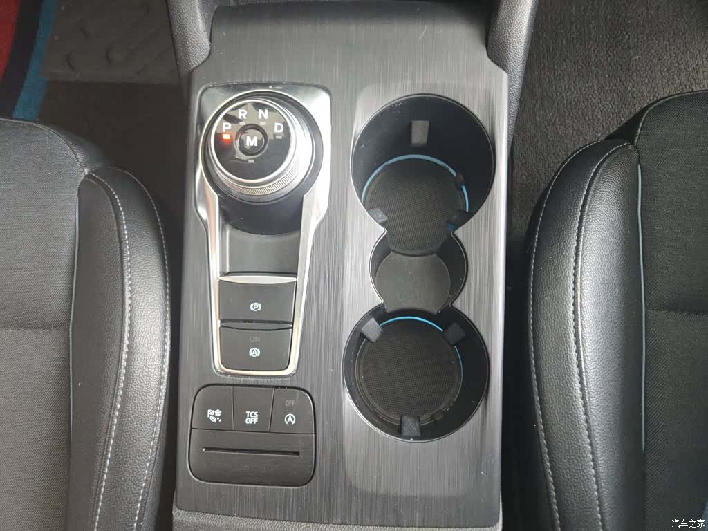 Ford Focus, 2020 все фото