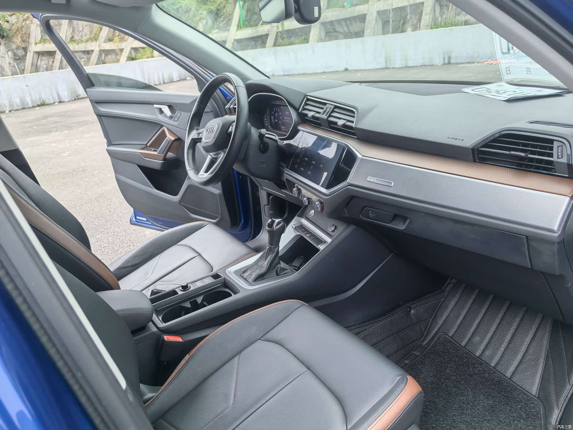 Audi Q3, 2020 9