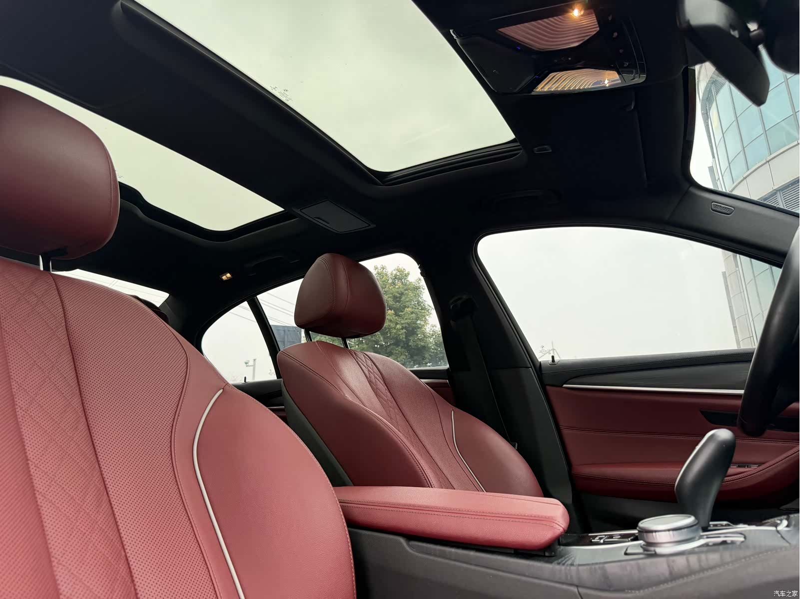 BMW 5 Series, 2021 13
