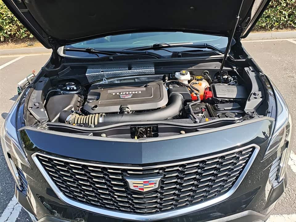 Cadillac XT4