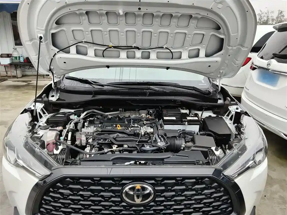 Toyota Corolla Sharp amplifier