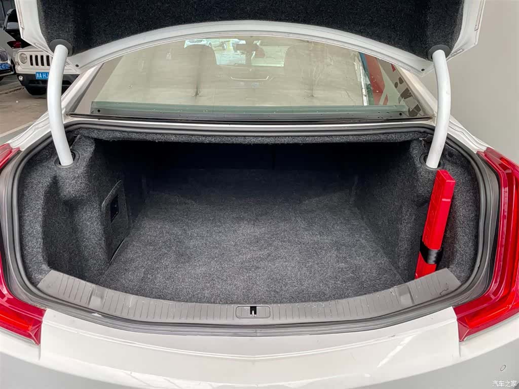 Cadillac XTS, 2019 17