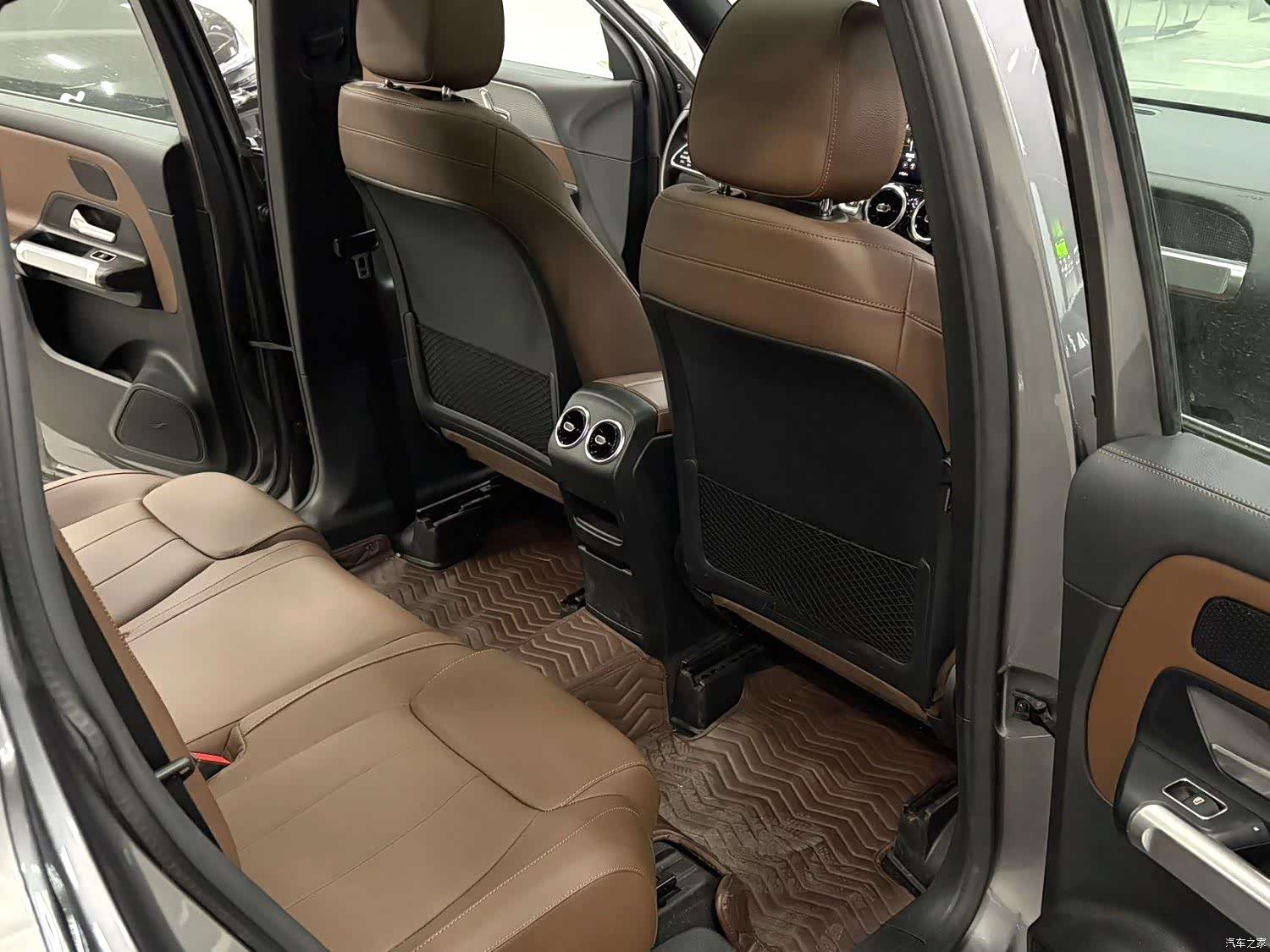 Mercedes-Benz GLB, 2020 10