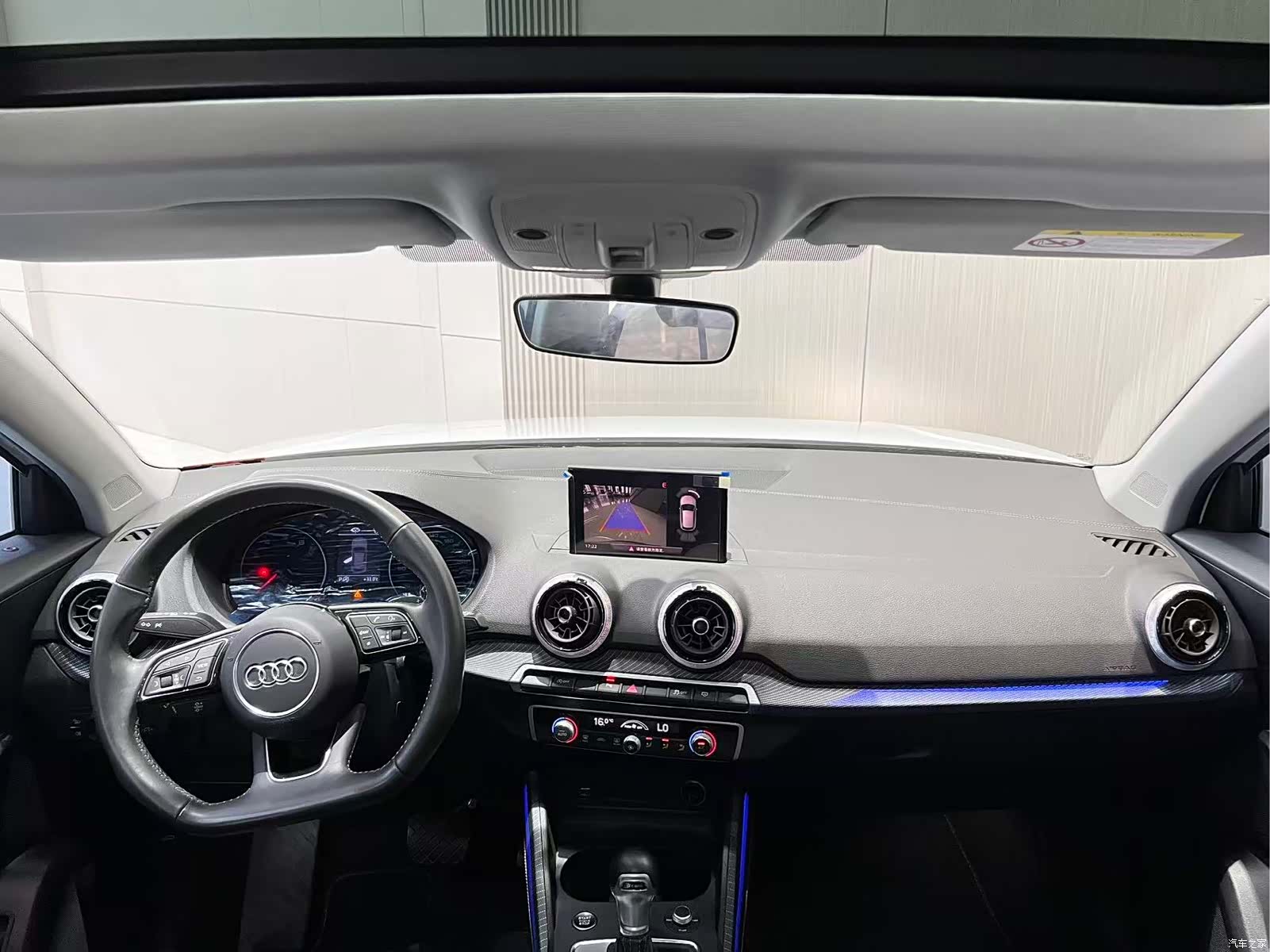 Audi Q2L, 2023 6
