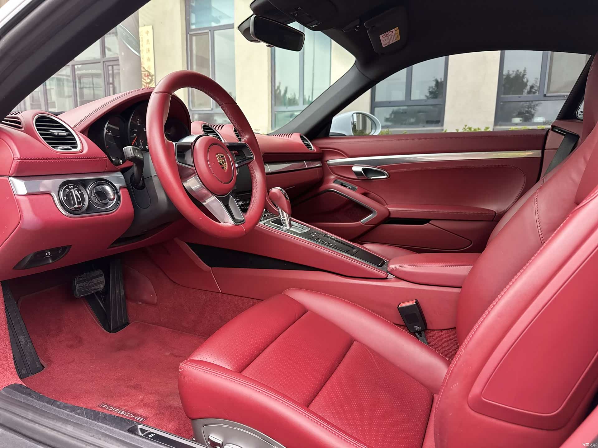 Porsche Cayman, 2018 8