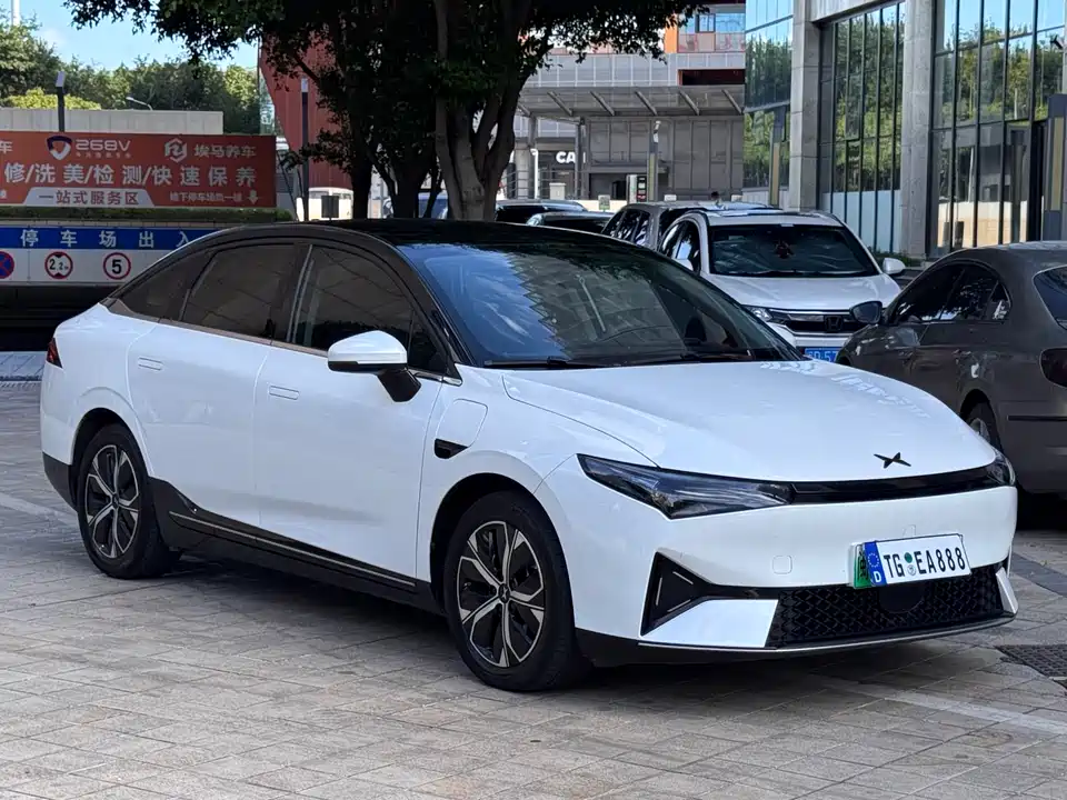 XPENG P5