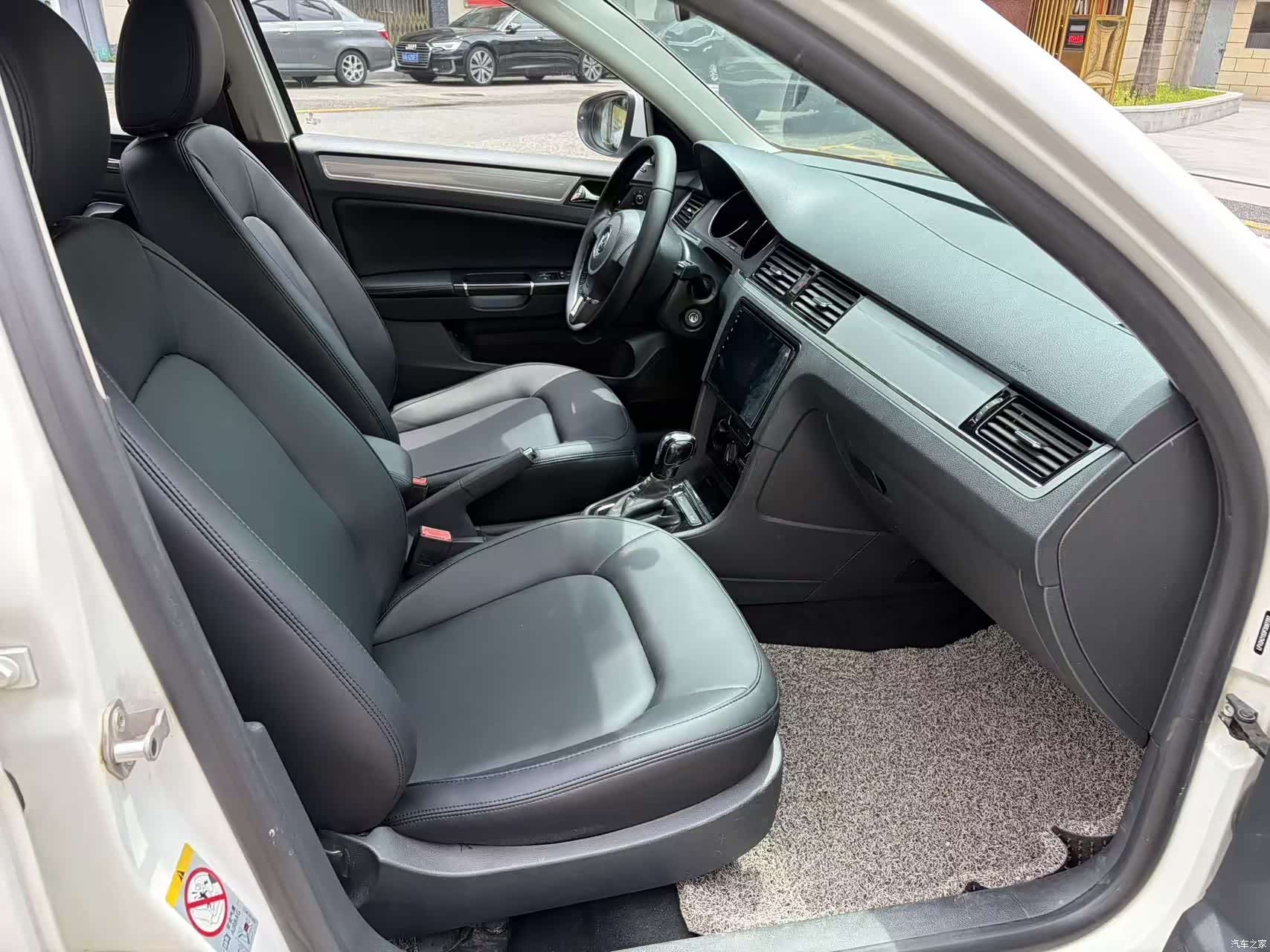 Volkswagen Bora, 2015 9