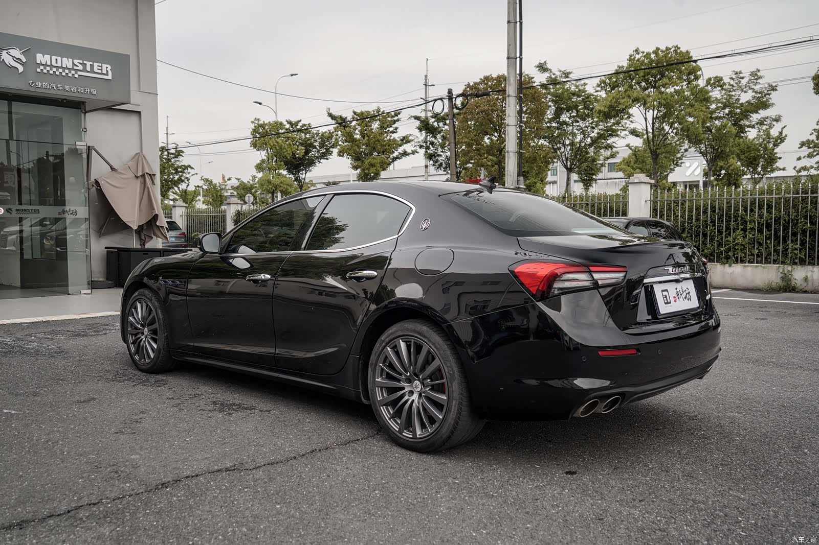Maserati Ghibli, 2021 все фото