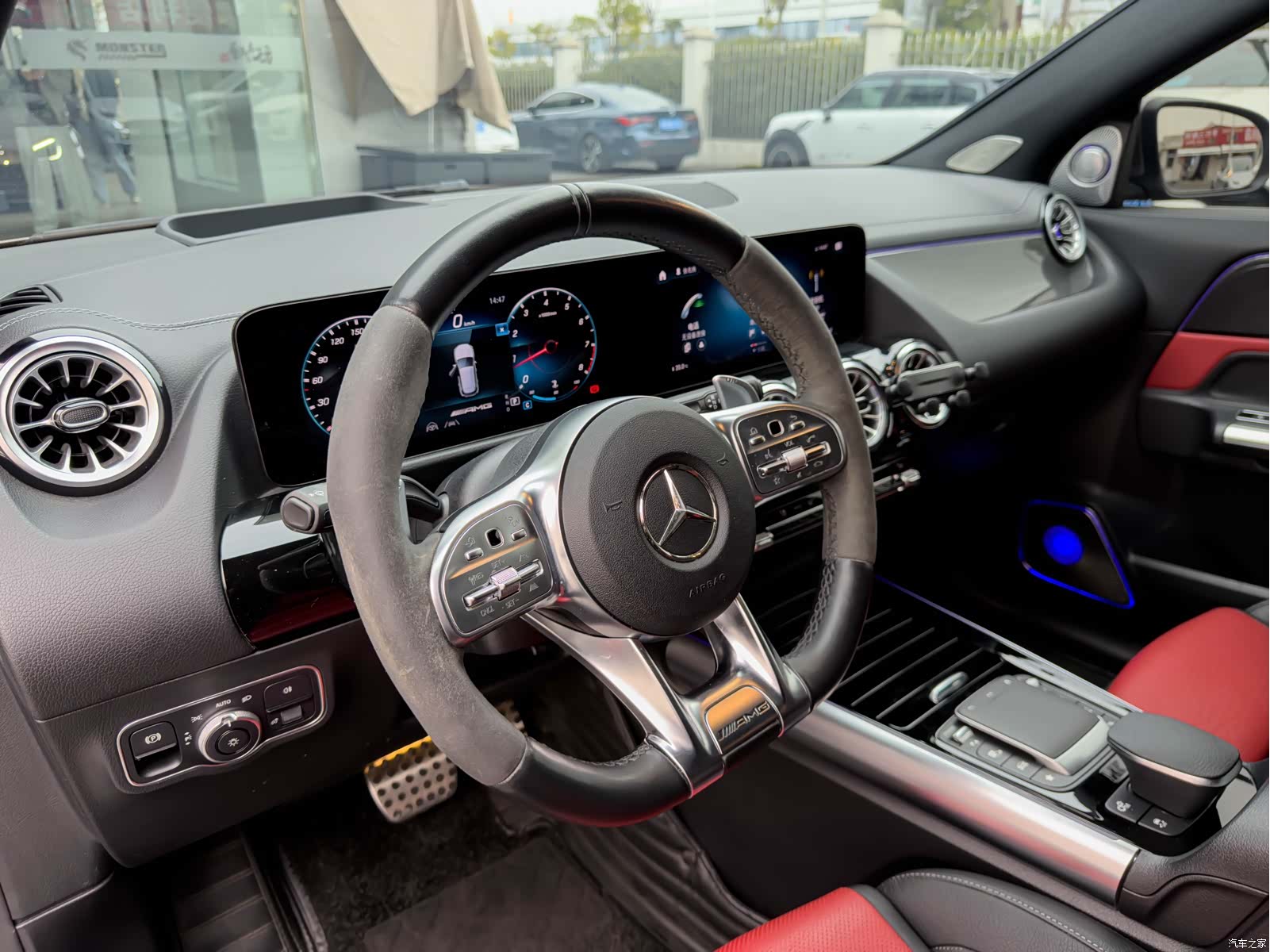 Mercedes-Benz GLA, 2023 13