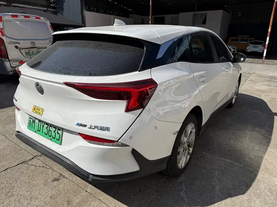 Buick Slightly blue 6