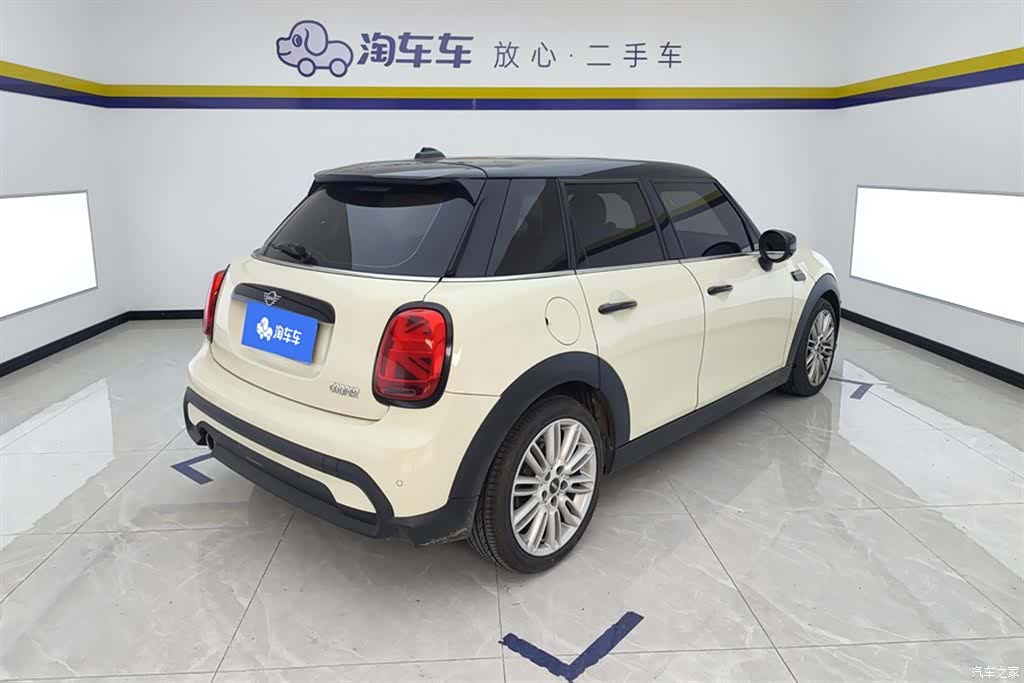 Mini Cooper, 2022 3