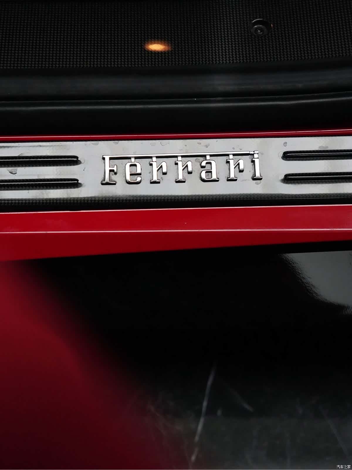 Ferrari 488, 2019 7