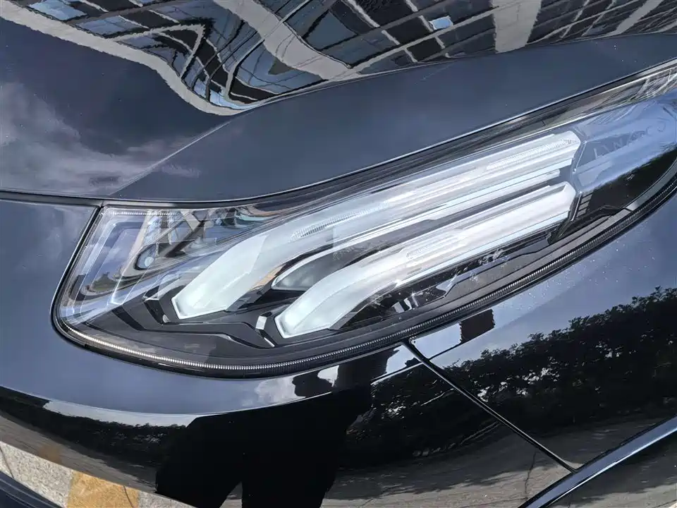 Lynk & Co 02 Hatchback