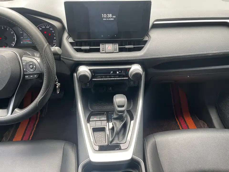 Toyota RAV4 Rongfang