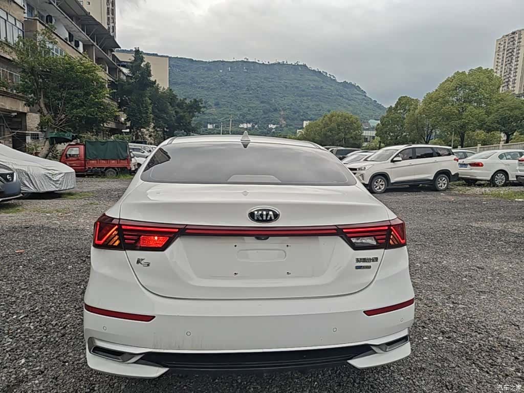 Kia K3, 2020 4