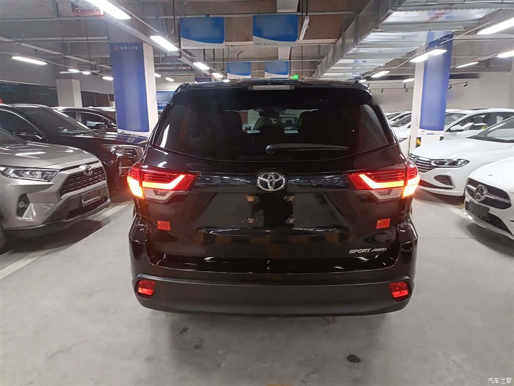 Toyota Highlander, 2020 все фото