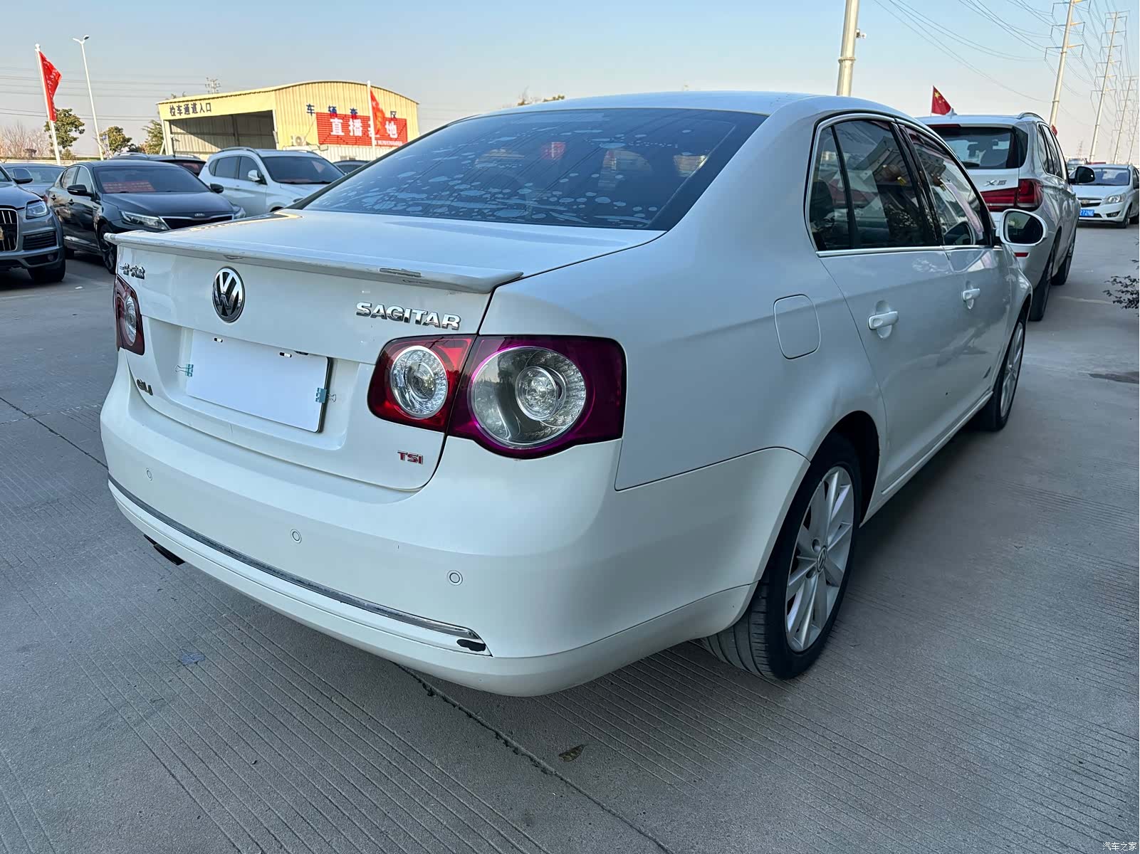 Volkswagen Sagitar, 2011 4