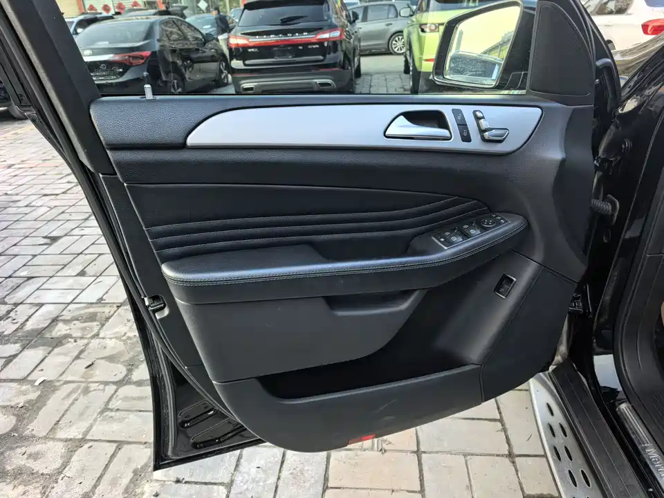 Mercedes-Benz GLE coupe