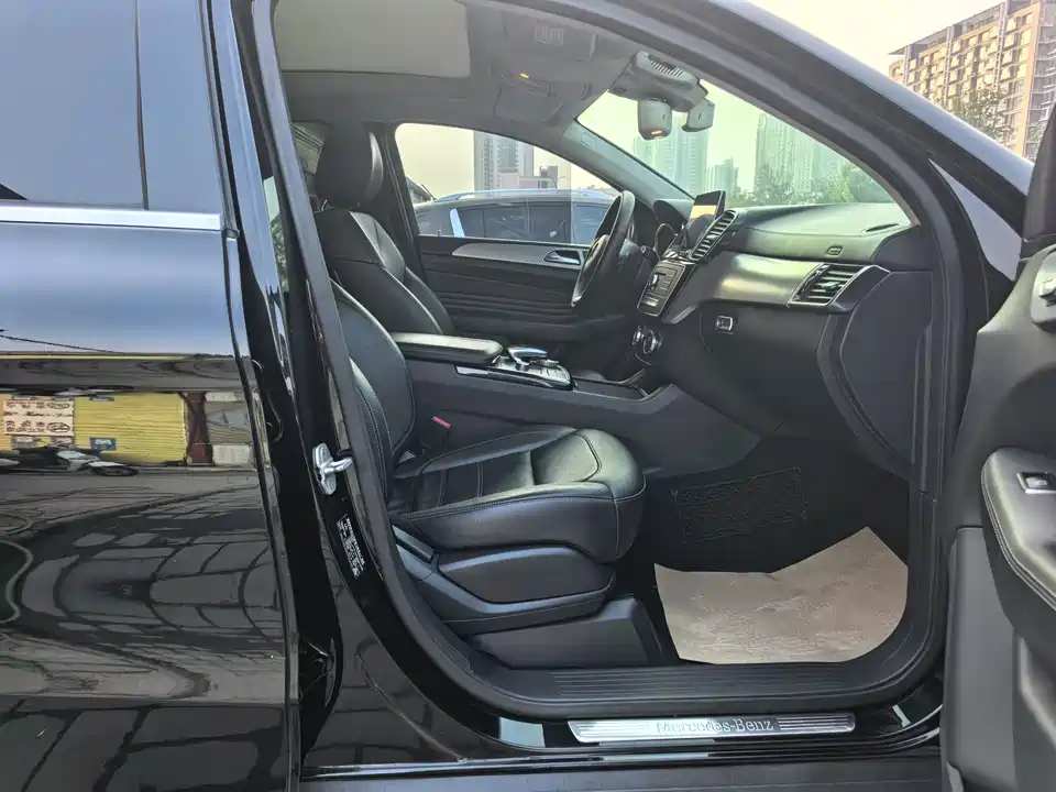 Mercedes-Benz GLE coupe