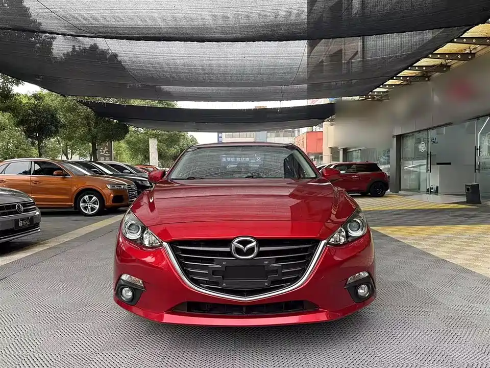 Mazda 3 Angkesaila