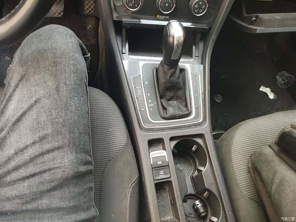 Volkswagen Golf, 2020 10