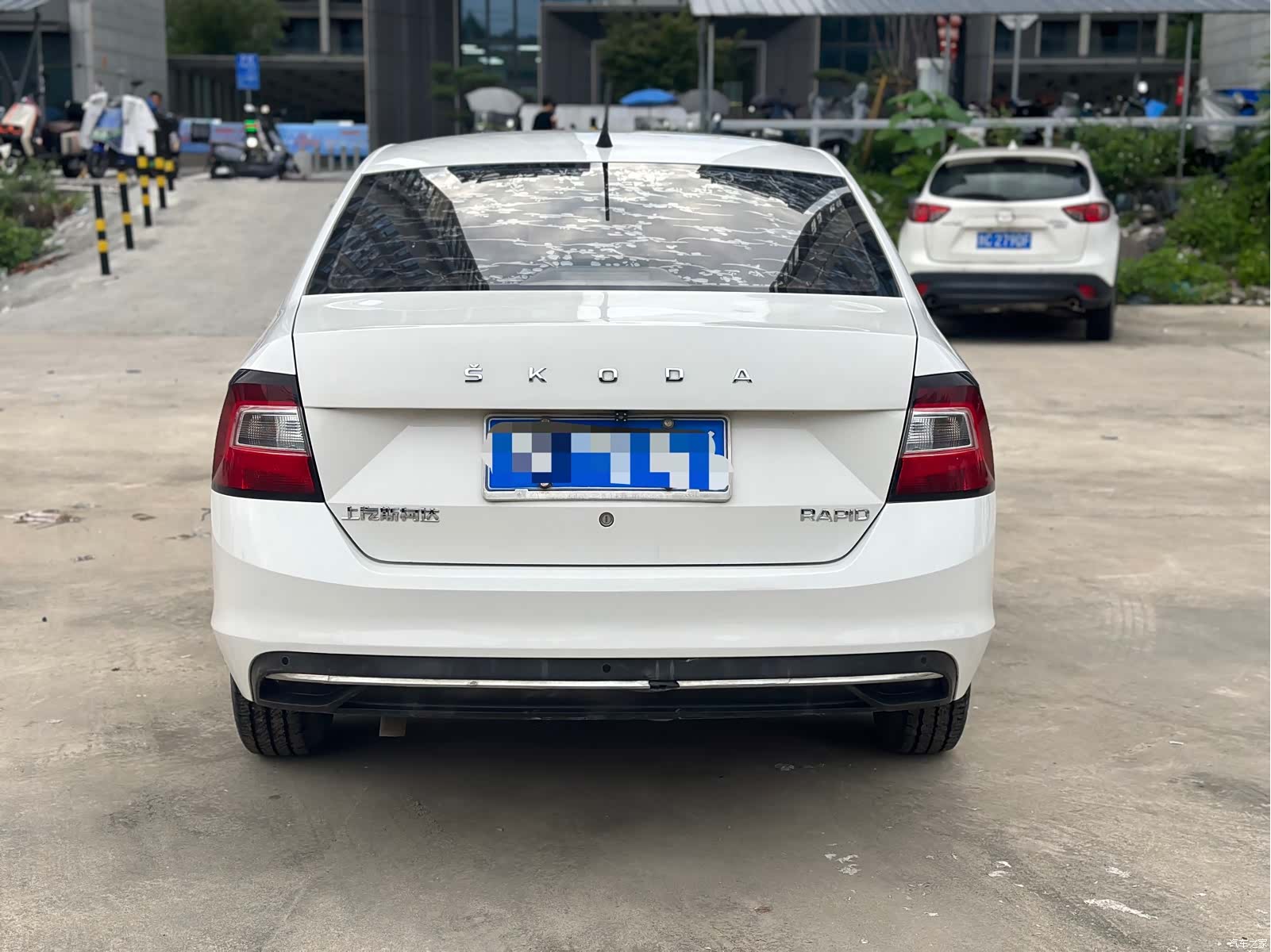 Skoda Rapid, 2019 все фото