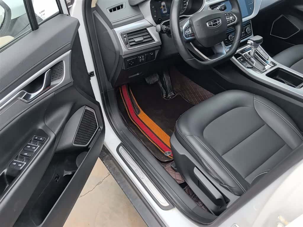 Geely Emgrand, 2019 16