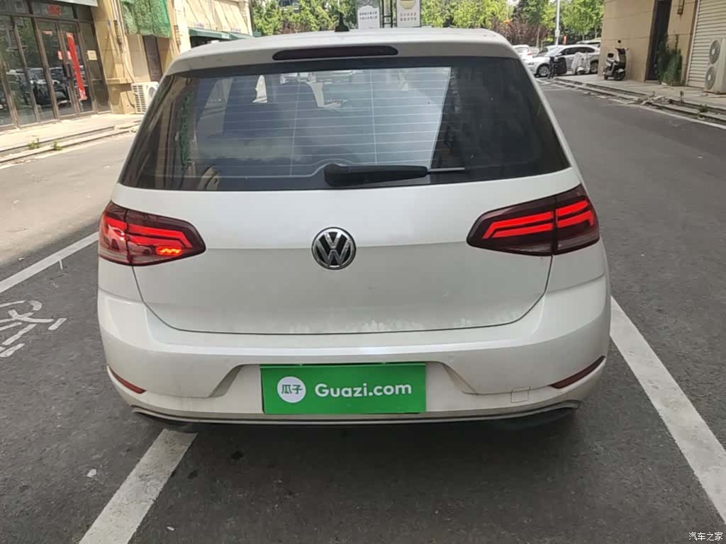 Volkswagen Golf, 2020 4
