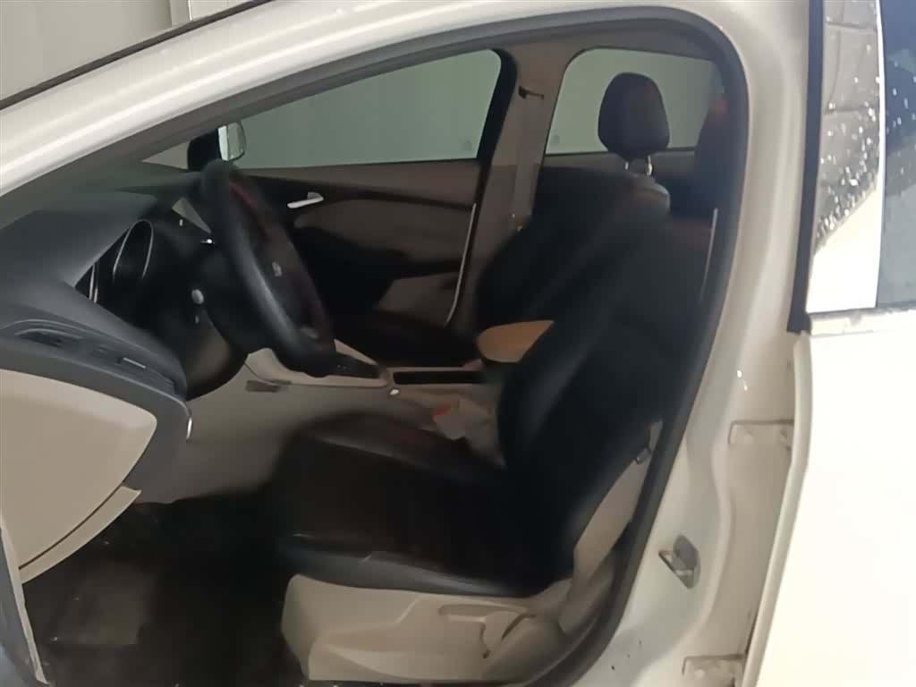 Ford Focus, 2016 15