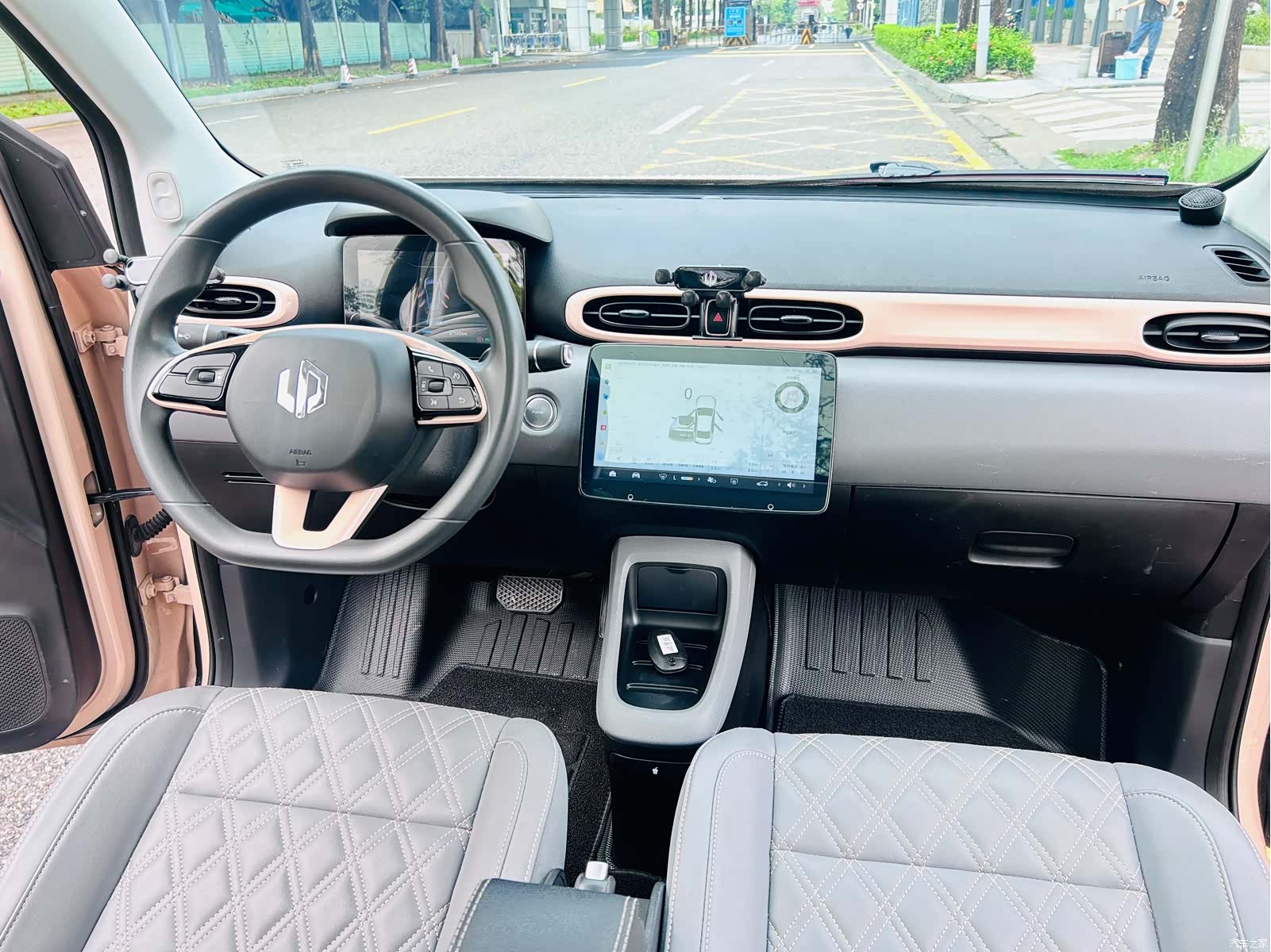Leapmotor T03, 2022 10