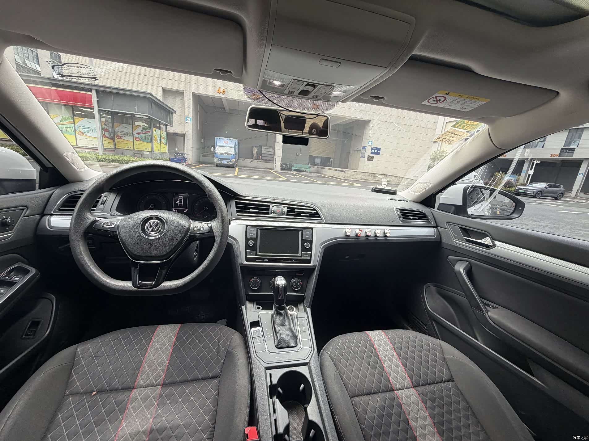 Volkswagen Lamando, 2019 6