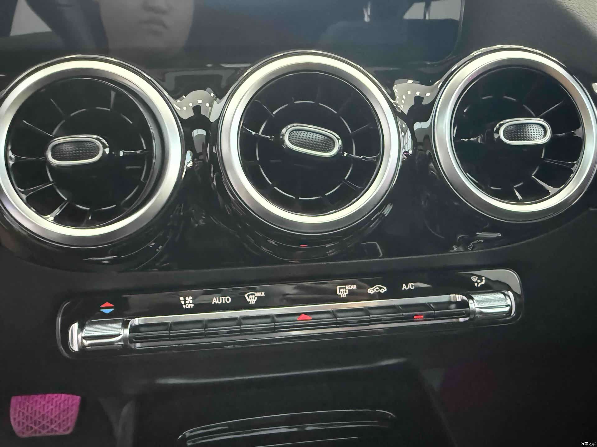 Mercedes-Benz GLA, 2022 12