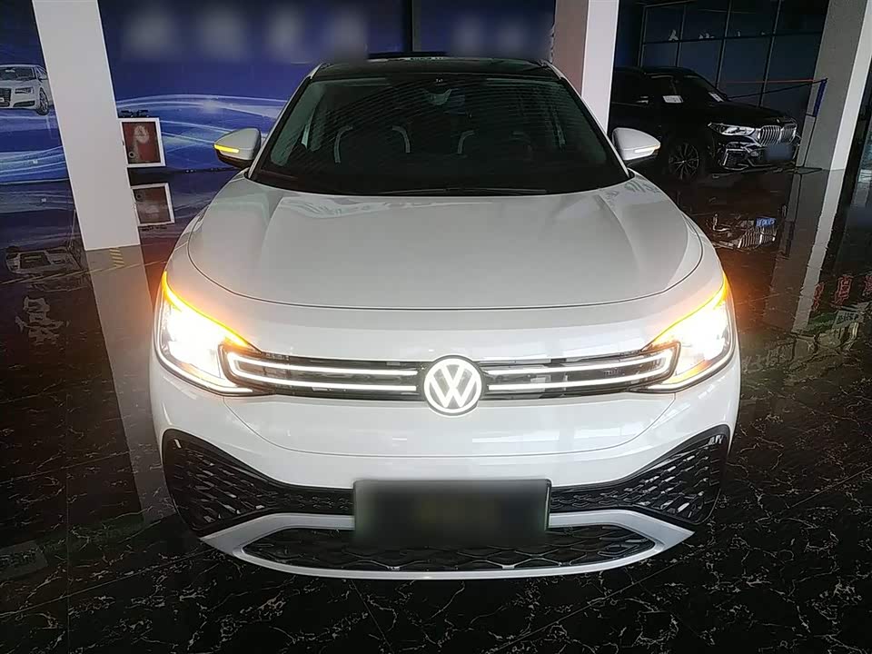 Volkswagen ID.6 CROZZ