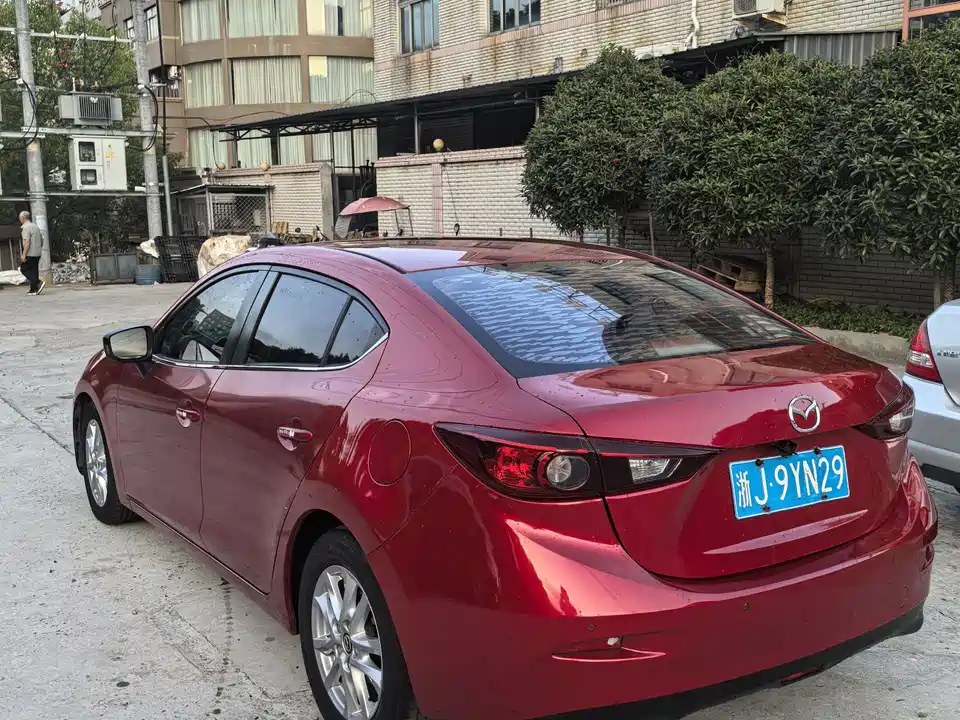 Mazda 3 Angkesaila