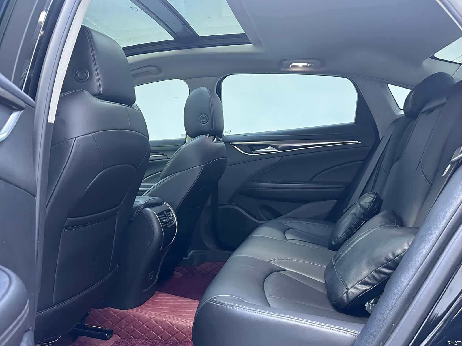 Buick LaCrosse, 2021 все фото