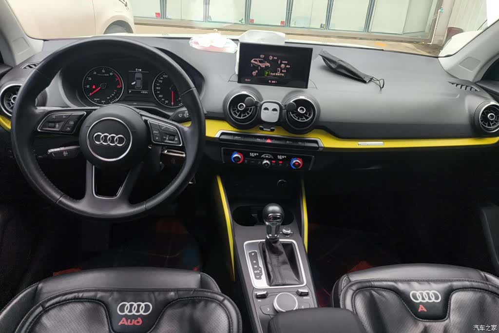 Audi Q2L, 2020 12