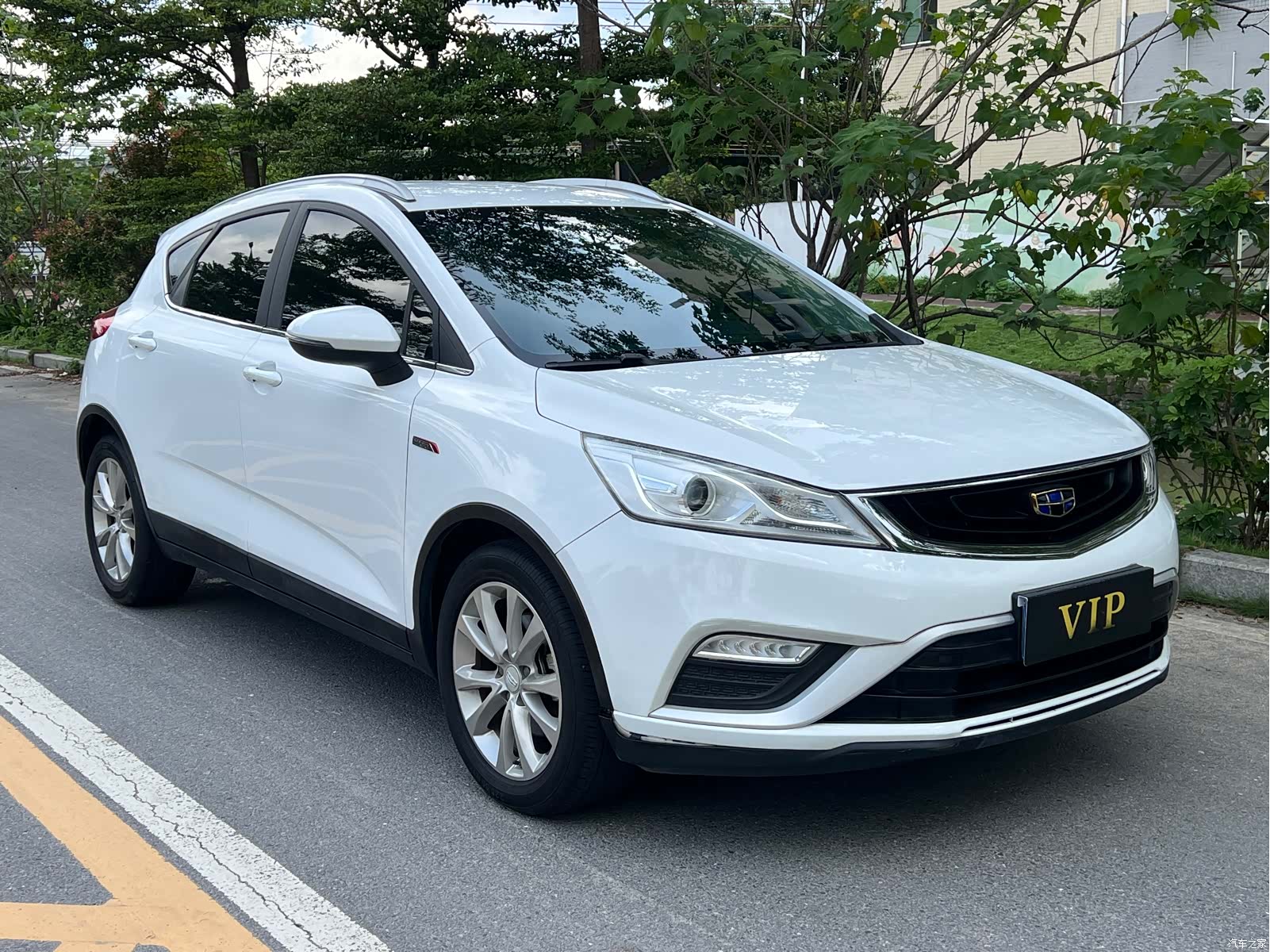 Geely Emgrand, 2017 3