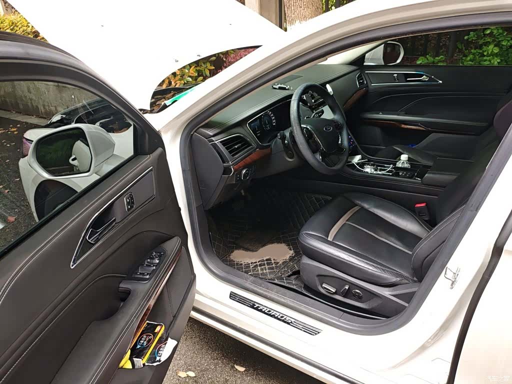 Ford Taurus, 2017 14