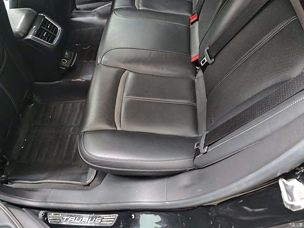 Ford Taurus, 2017 15